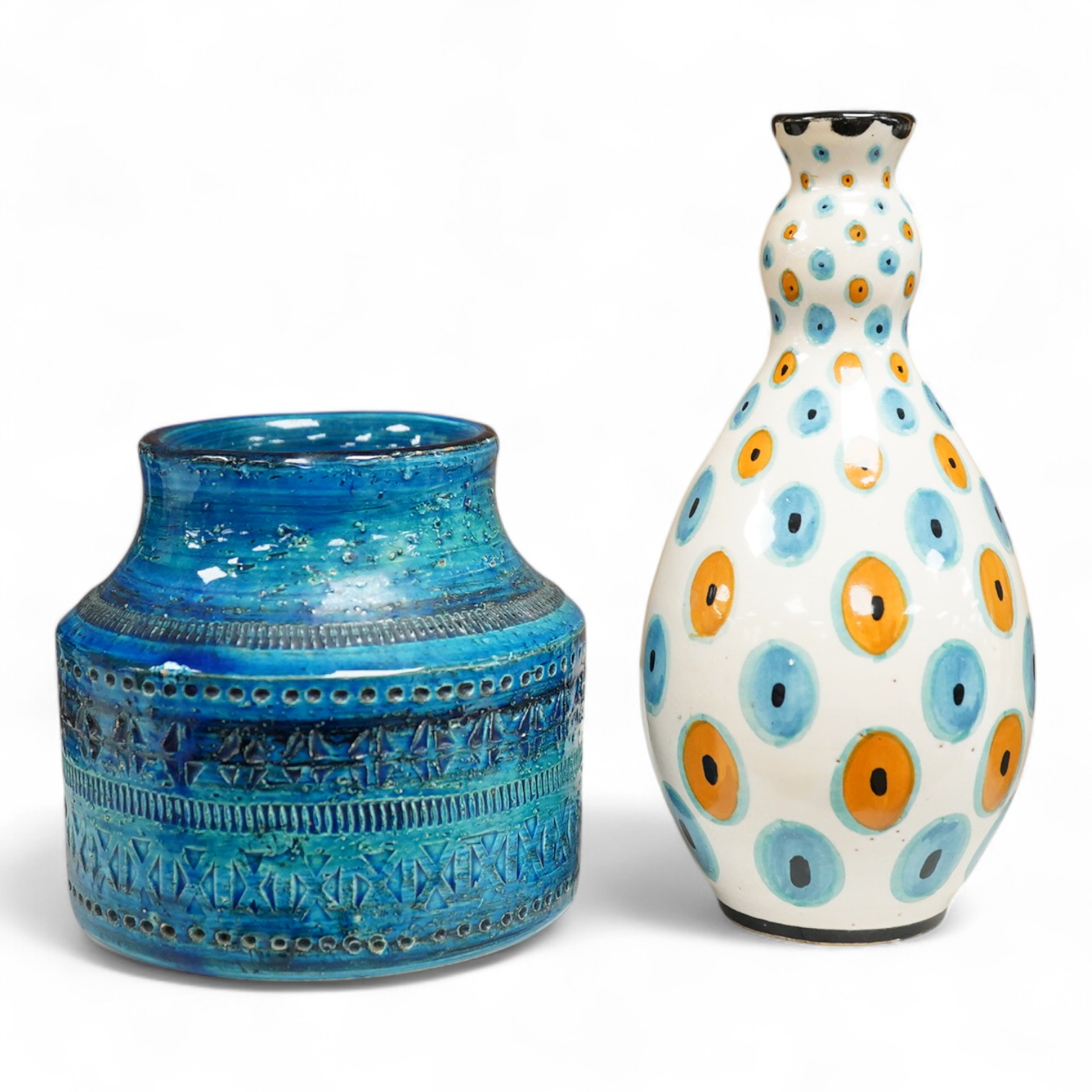 A Castellini and Masini of Faenza maiolica bottle and an Aldo Londi designed Rimini blue vase, largest 19cm high